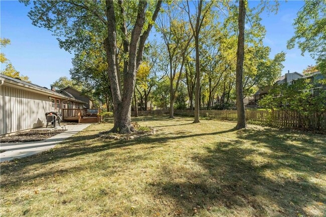 Building Photo - 7635 W 114th Ter