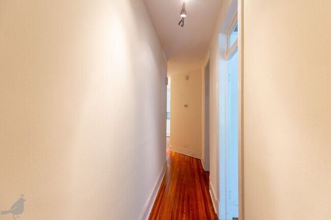 Building Photo - 1333 22nd St NW