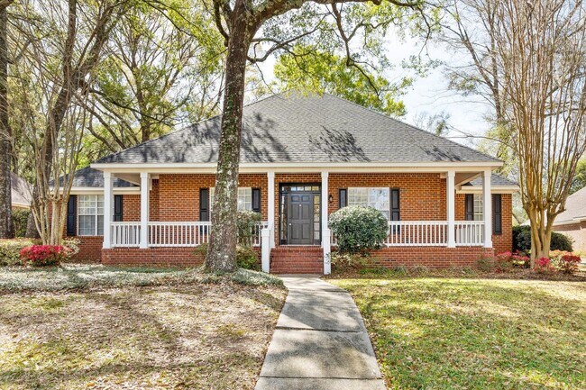 Building Photo - Upcoming Fairhope Listing!