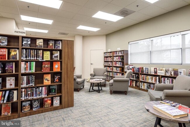 Building Photo - 19355 Cypress Ridge Terrace