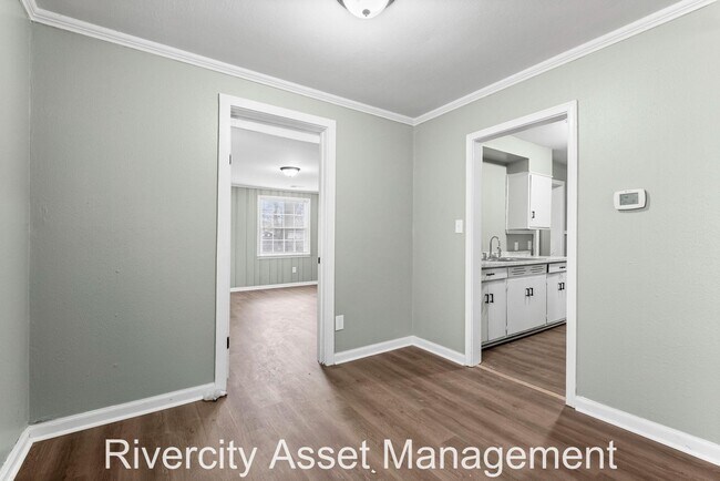 Building Photo - 4279 Ferndale Rd