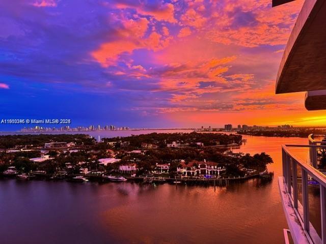 Building Photo - 6301 Collins Ave