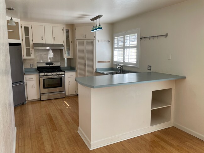 Building Photo - Charming Two Bedroom Pacific Grove Home