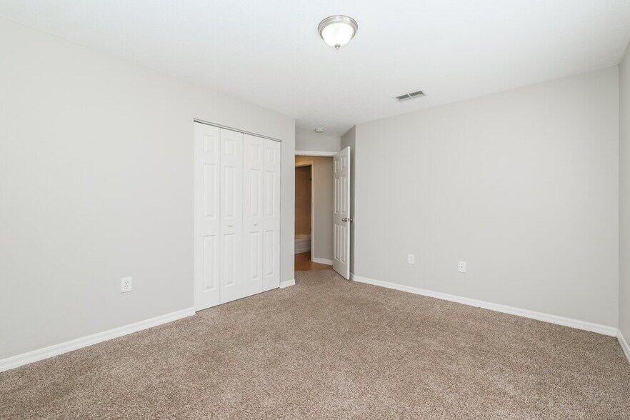 Building Photo - 7741 Barclay Rd
