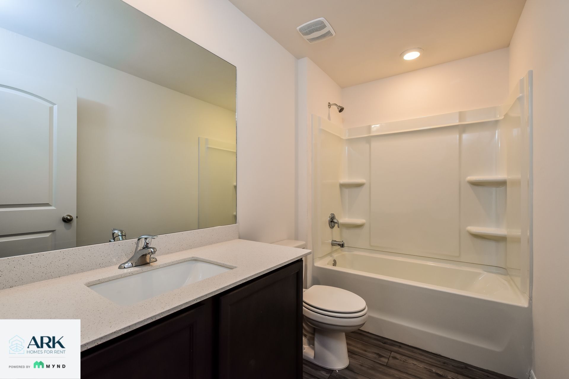 Building Photo - 883 Youngreen Dr