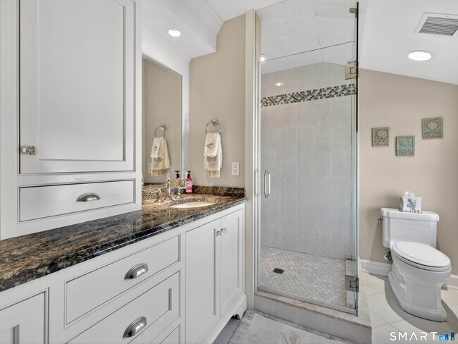 Building Photo - 505 Seaside Ave