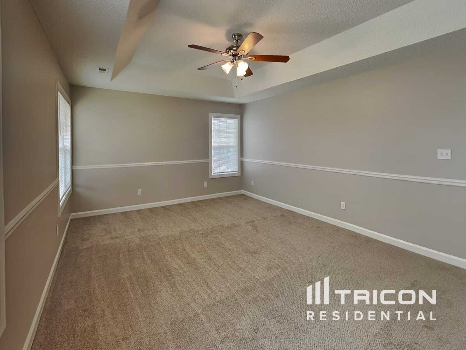 Building Photo - 2829 Rosemeade Dr