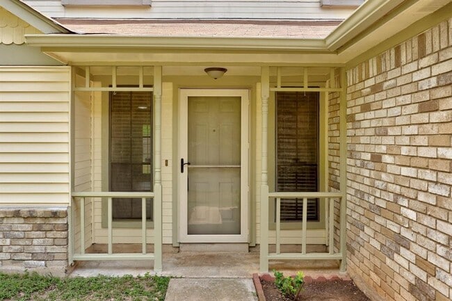 Building Photo - 11615 Prairie Hen Ln