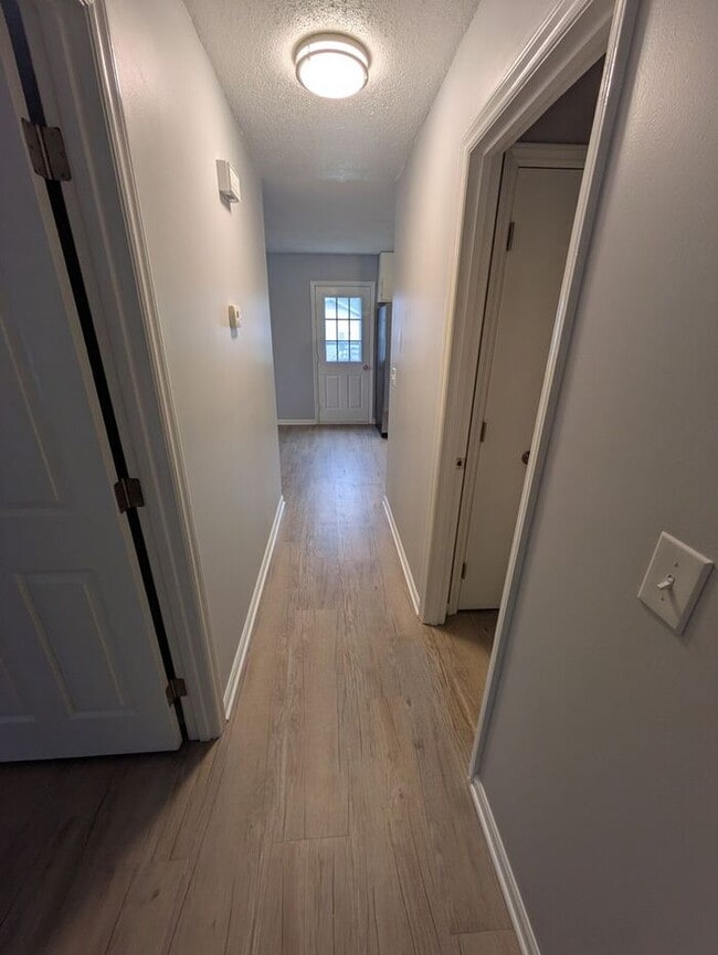 Building Photo - 2BD/1BA Unit at Ponderosa Village in Conover