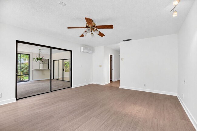 Building Photo - 2358 Deer Creek Trail