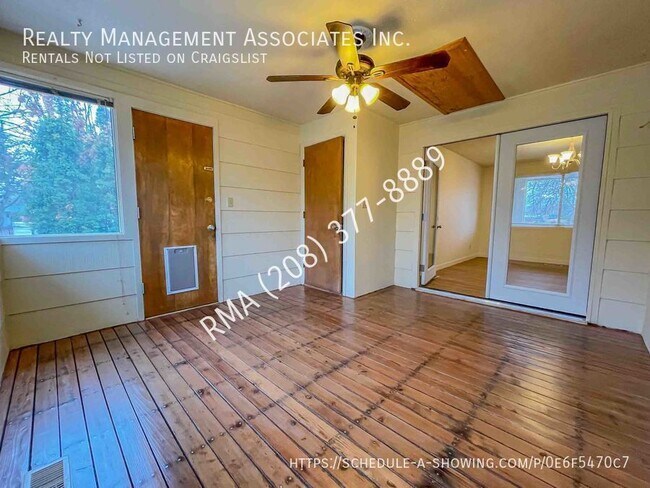 Building Photo - 4820 Wedge St