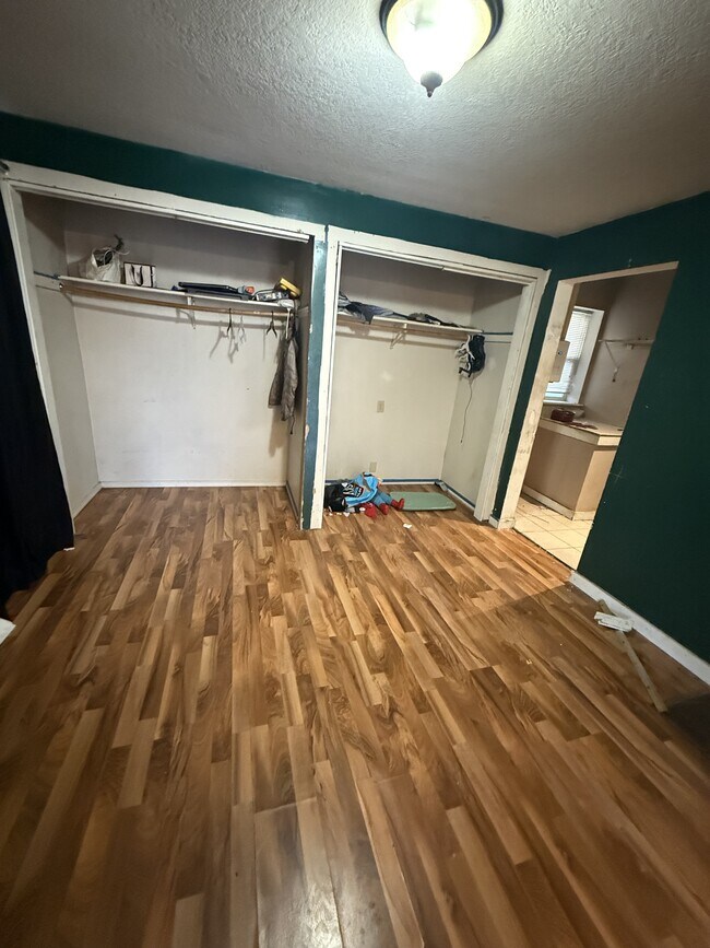 Building Photo - 1536 E Decatur St