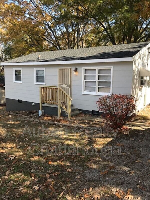 Primary Photo - 5236 Lomnick St