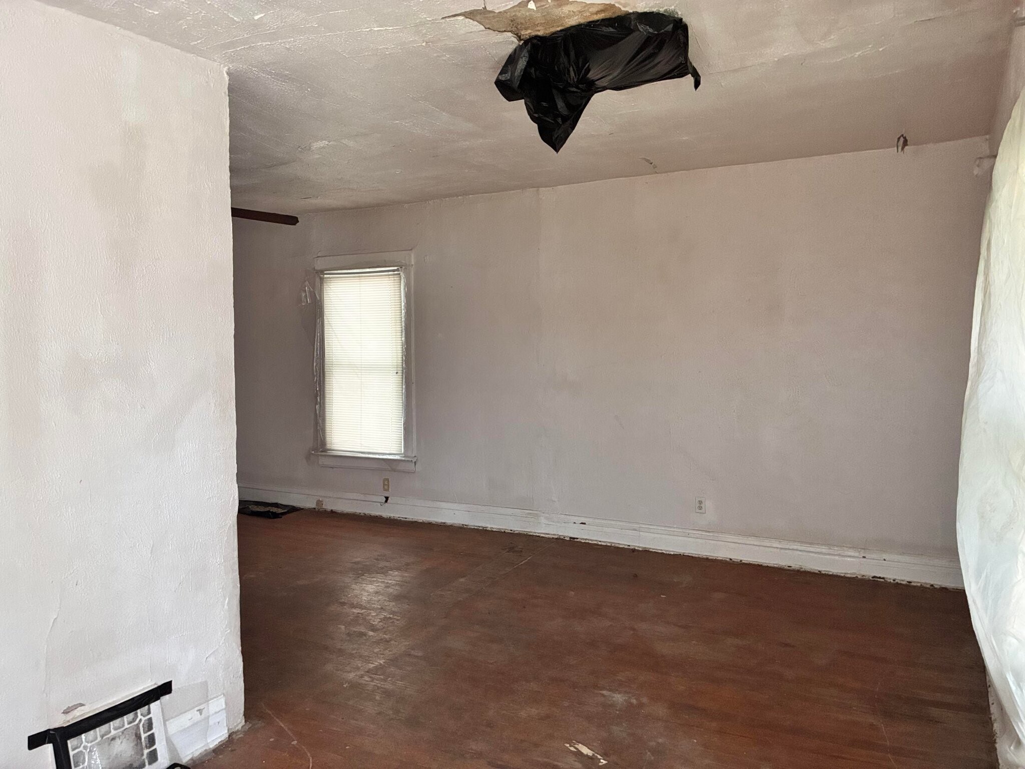 Building Photo - 5654 Acme Ave