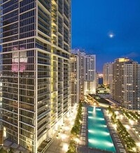 Building Photo - 475 Brickell Ave