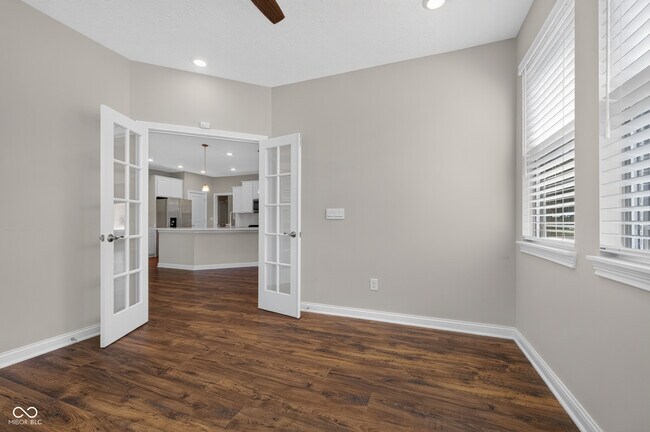 Building Photo - 9073 Lieven St