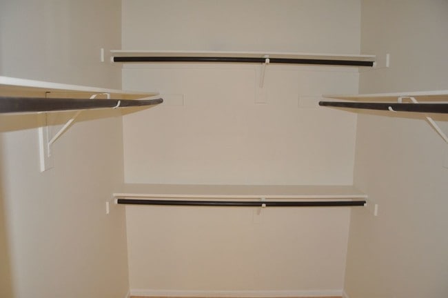 Building Photo - 3332 Mariner Bay St