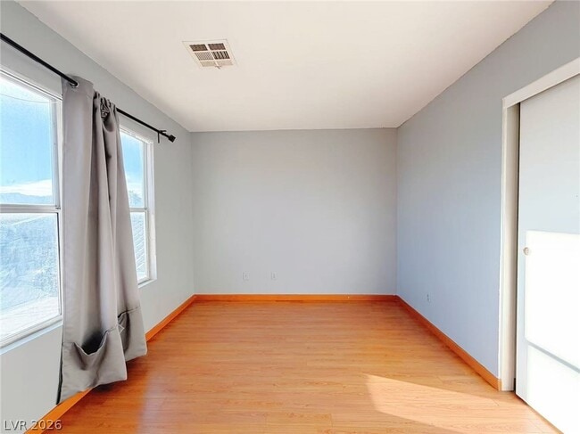 Building Photo - 5386 Walcott Dr