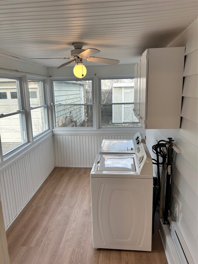 Building Photo - 74 Matthews St