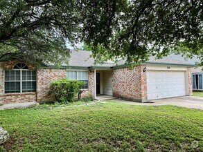 Building Photo - 1718 Sequoia Dr
