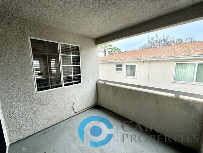 Building Photo - 1070 Felspar St