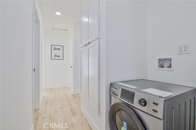 Building Photo - 204 Vía Colusa