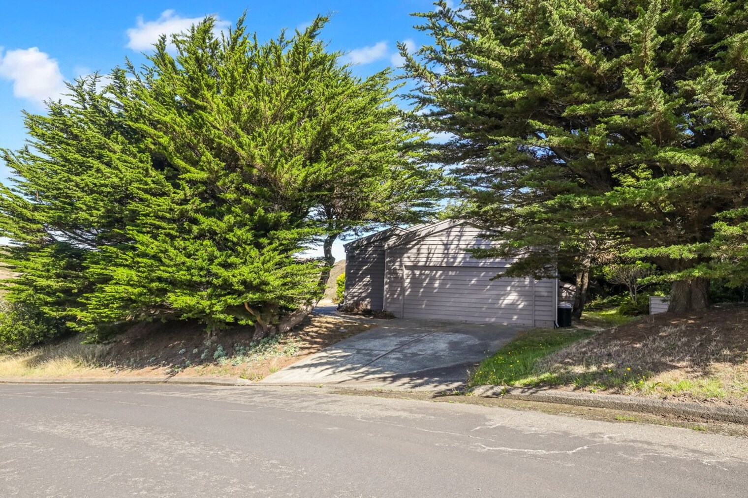 Building Photo - 112 Duck Ct