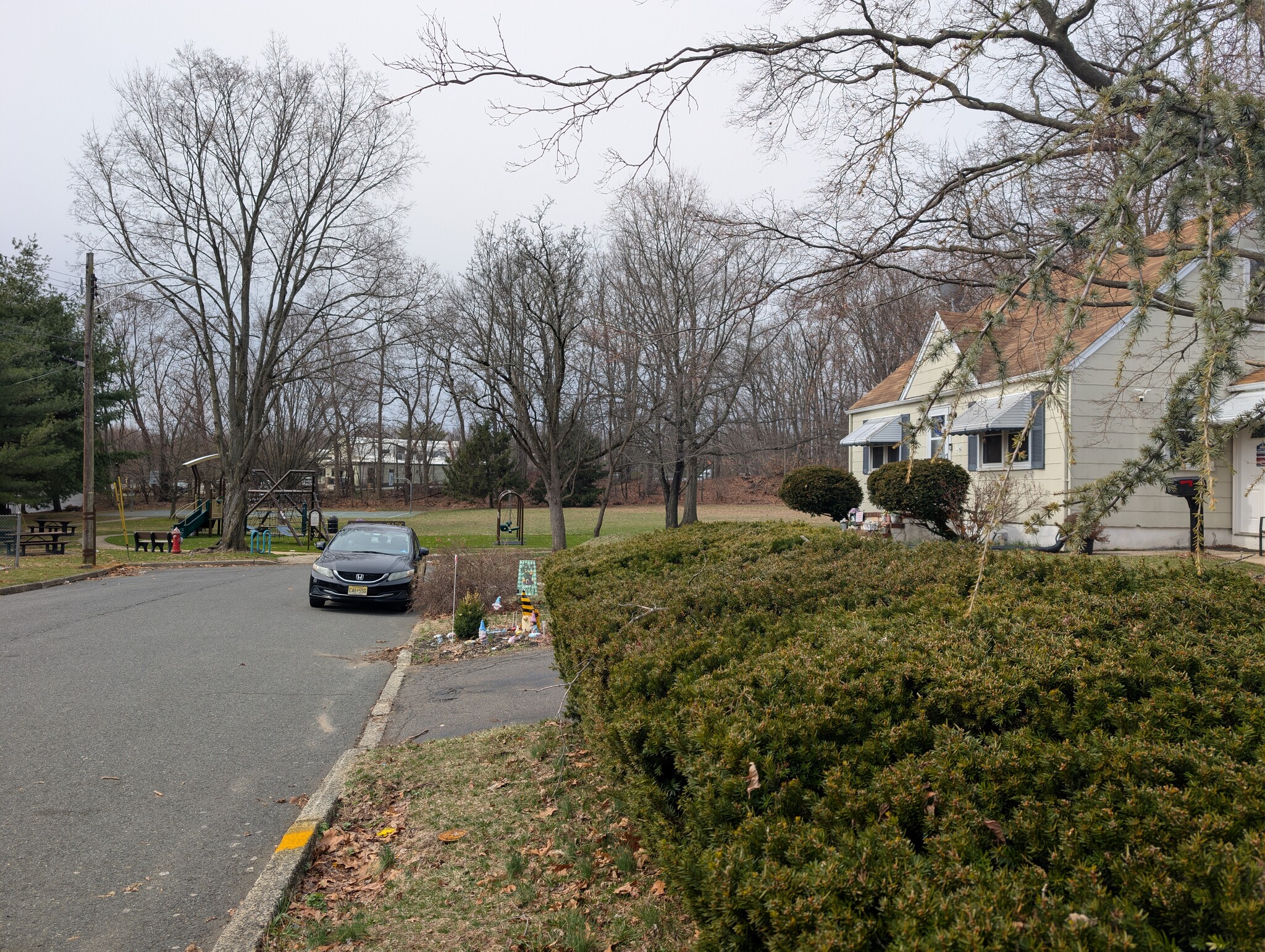 Building Photo - 16 Sadowski St