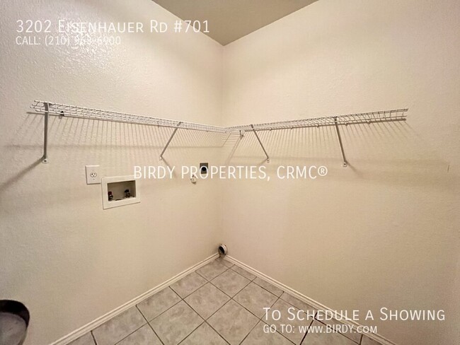 Building Photo - 3202 Eisenhauer Rd