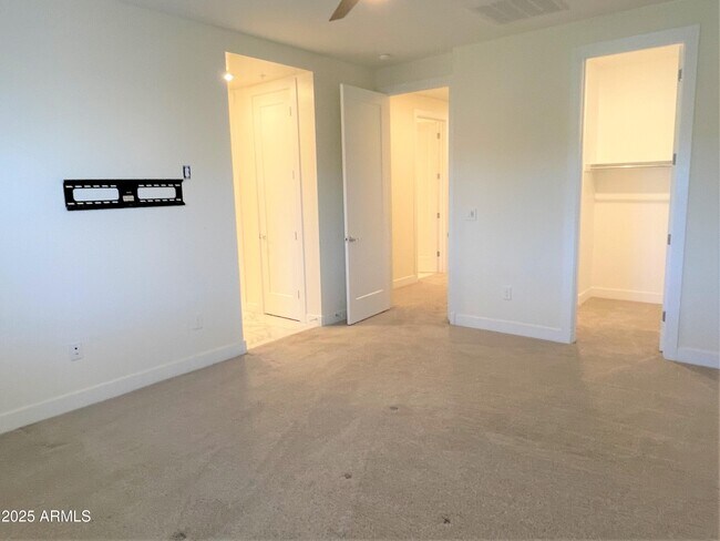Building Photo - 3855 S McQueen Rd