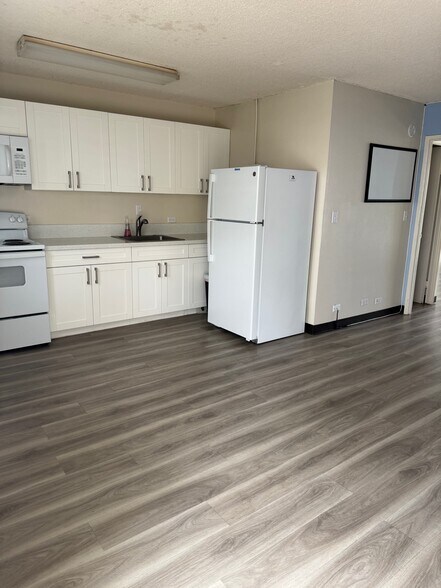 Building Photo - 1099 Green St