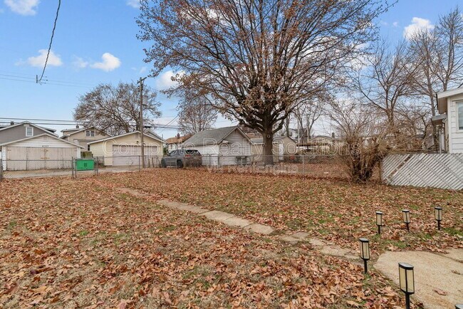 Building Photo - 4152 Wilmington Ave