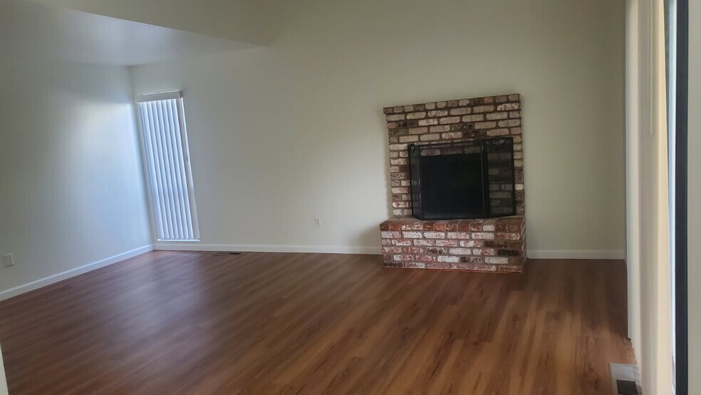 Building Photo - 2791 McBride Ln