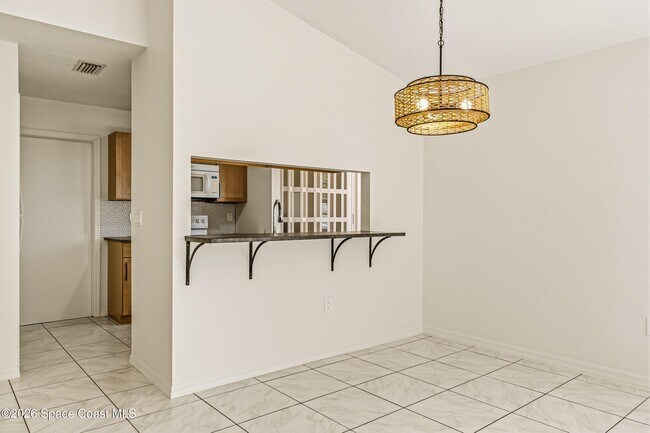 Building Photo - 972 S Fork Cir