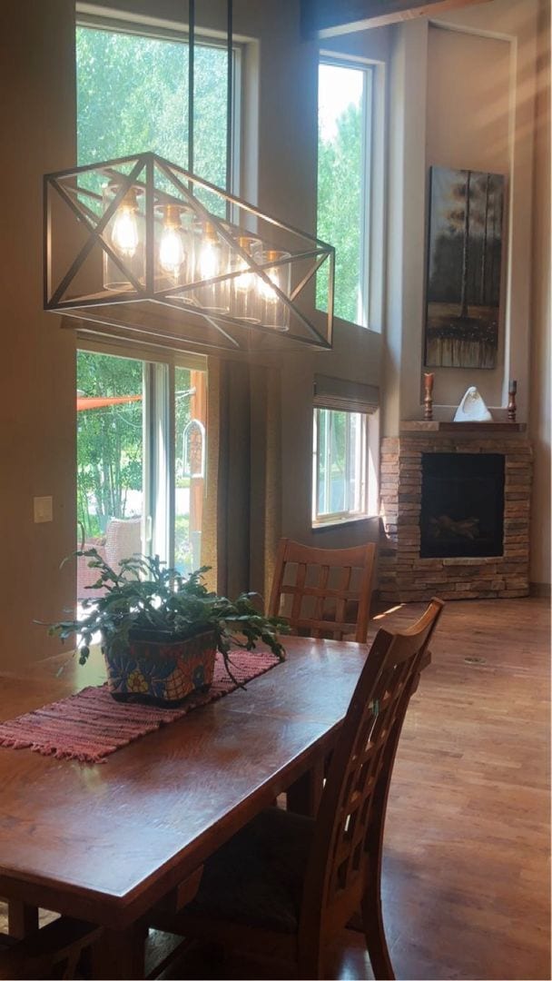 Building Photo - Luxury Living on the 7th Hole of Dalton Ra...