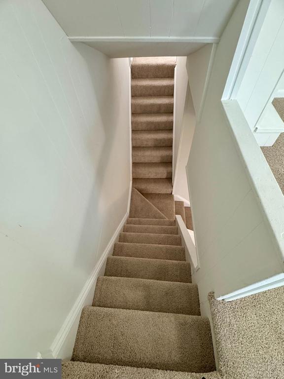 Building Photo - 25 Degrange St