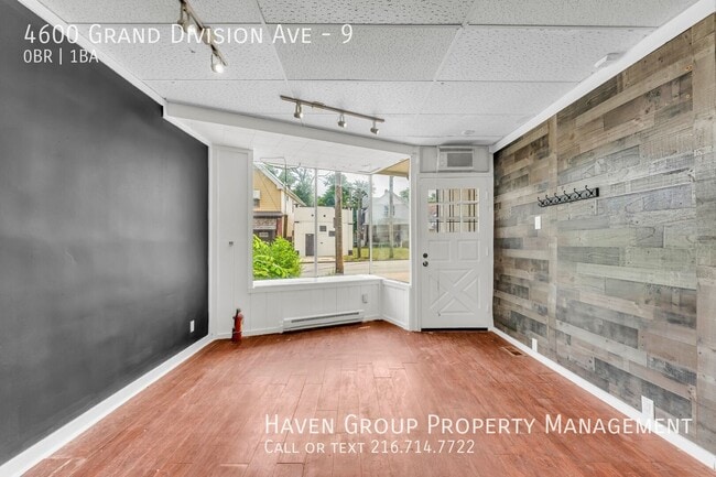 Building Photo - 4600 Grand Division Ave