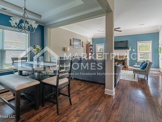 Building Photo - 8295 Blue Ridge Dr