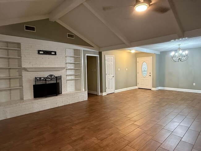 Building Photo - Lake Village Brick Rancher