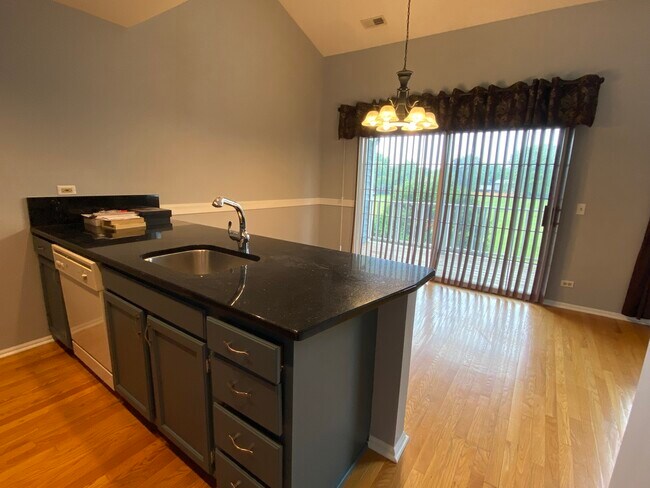 Building Photo - 5S510 Scots Dr