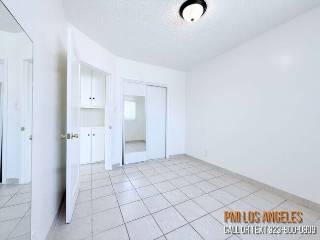 Building Photo - 1224 Normandie Ave