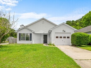 Building Photo - Foxhorn Village