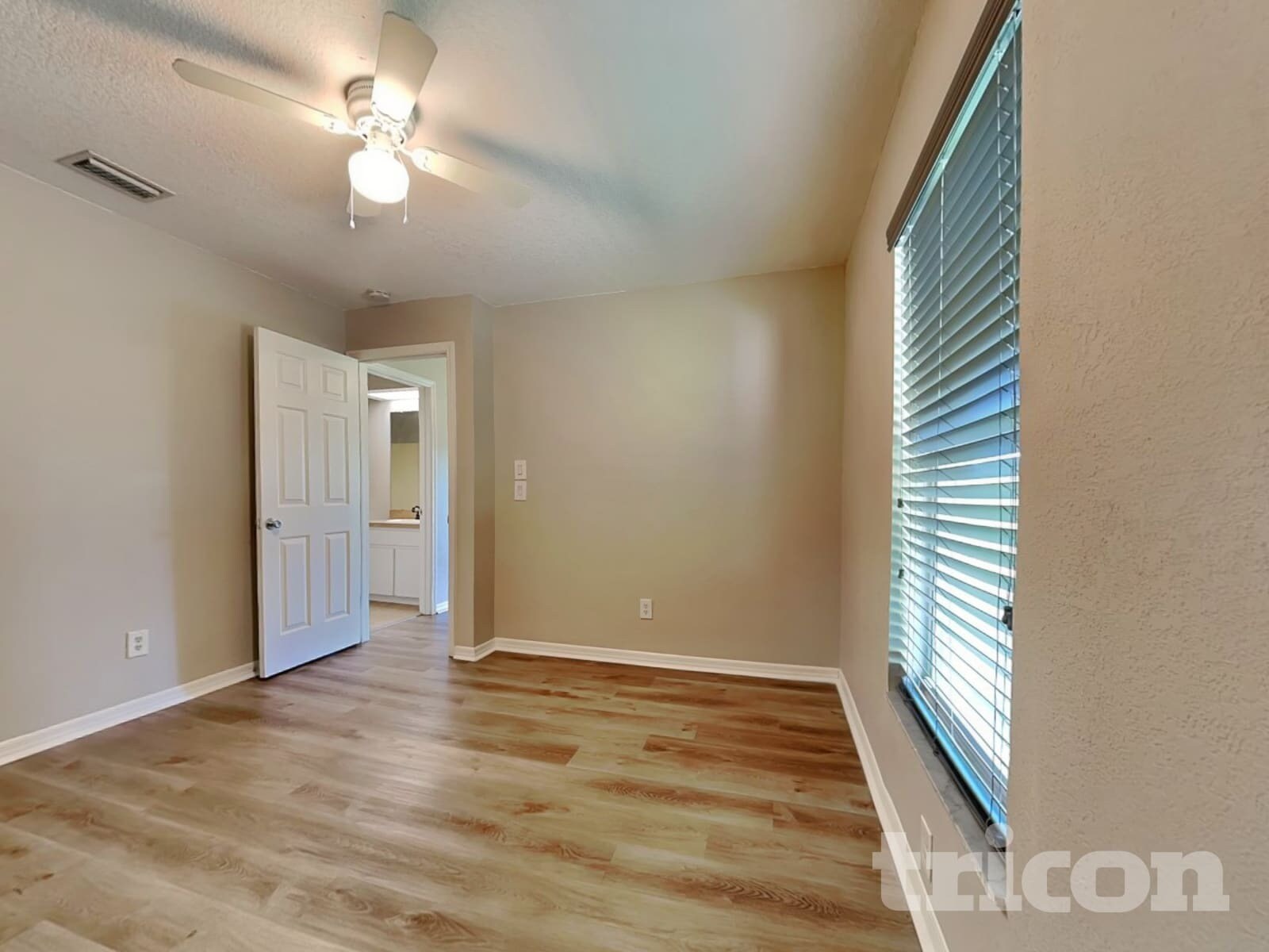 Building Photo - 7352 Bolten Ln