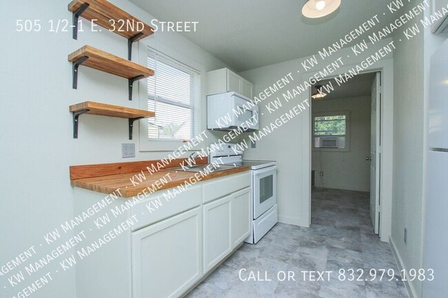 Building Photo - 505 1/2-1 E. 32Nd Street-