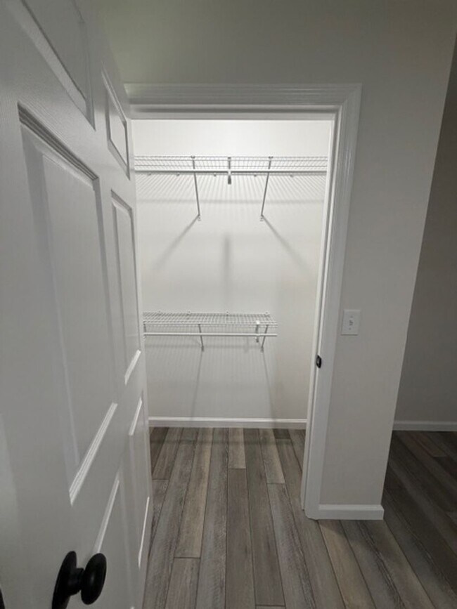 Building Photo - Beautiful New 3 Bedroom 2 Bath House!