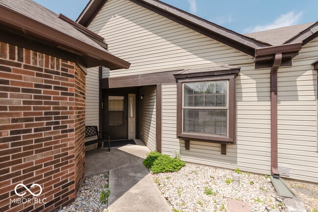 Building Photo - 7630 Justin Ln