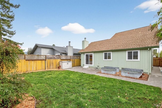 Building Photo - 4533 Hillview Ct