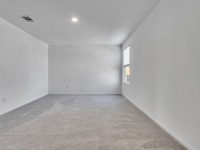 Building Photo - 12406 Lady Slipper Rd