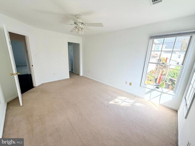 Building Photo - 43549 Coal Bed Ct