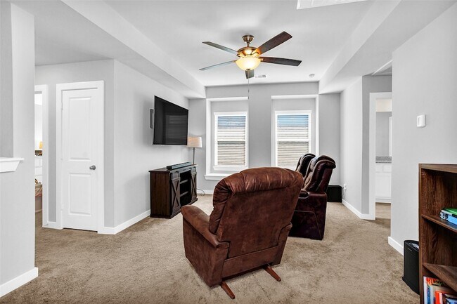 Building Photo - 440 Flowering Lotus Ct